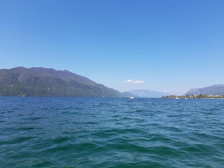 Le Lamartine, Vue Magnifique Face Au Lac Du Bourget Aix-les-Bains Exteriér fotografie